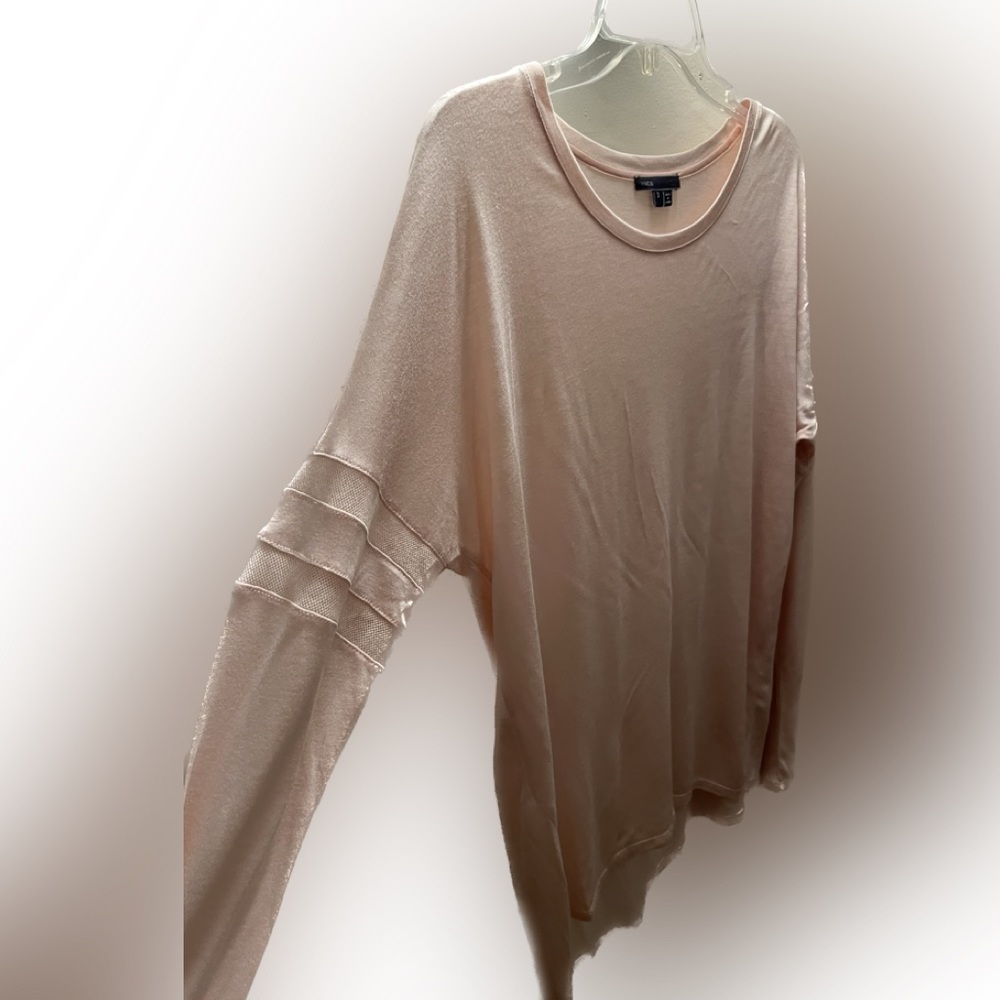 Vince crew neck t-shirt.